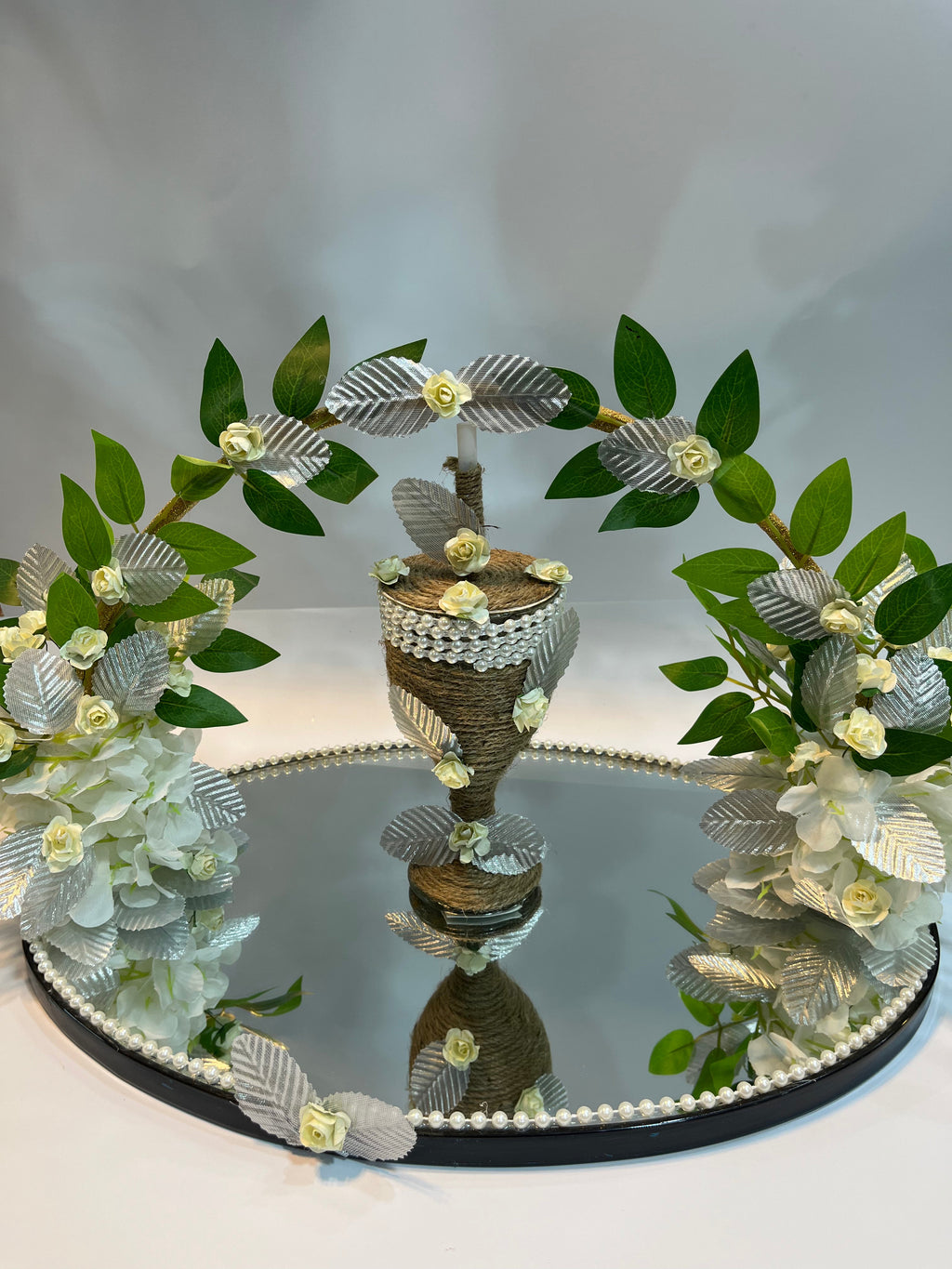 Jute Leafs Doodh Pilai Glass - Mirror Base